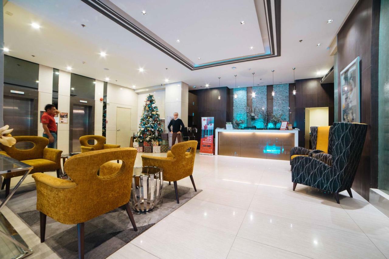 Hotel Reddoorz Premium @ West Avenue Quezon 3*