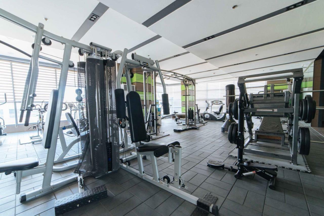 Hotel Reddoorz Premium @ West Avenue Quezon