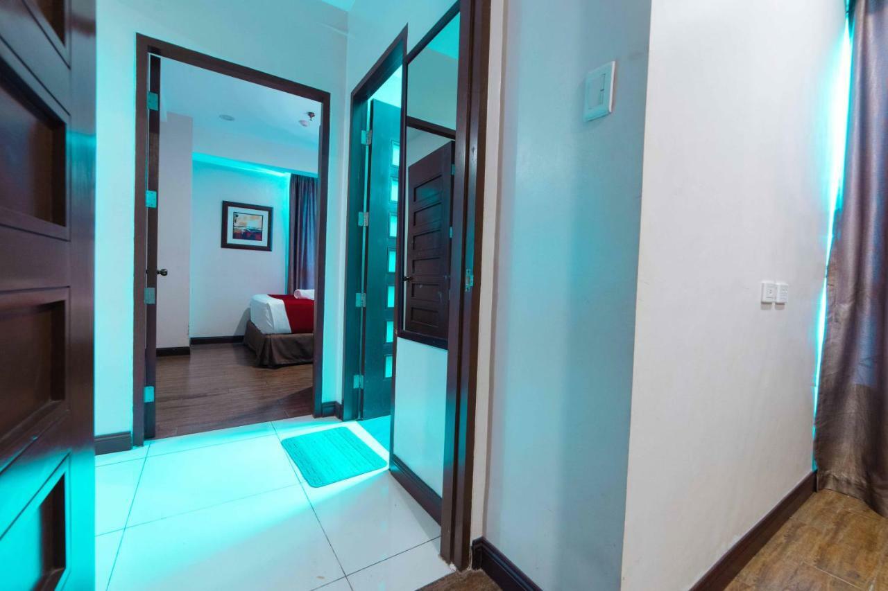 Reddoorz Premium @ West Avenue Quezon Quezon City